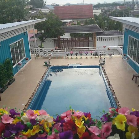 Farsai Homestay Lop Buri Exteriér fotografie