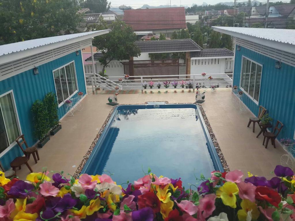 Farsai Homestay Lop Buri Exteriér fotografie